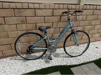 Diamonback Vital 2 Bicycle Bike