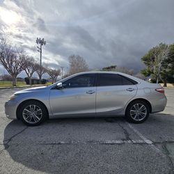 2015 Toyota Camry se