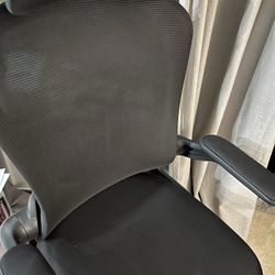 Desk Chair- Black