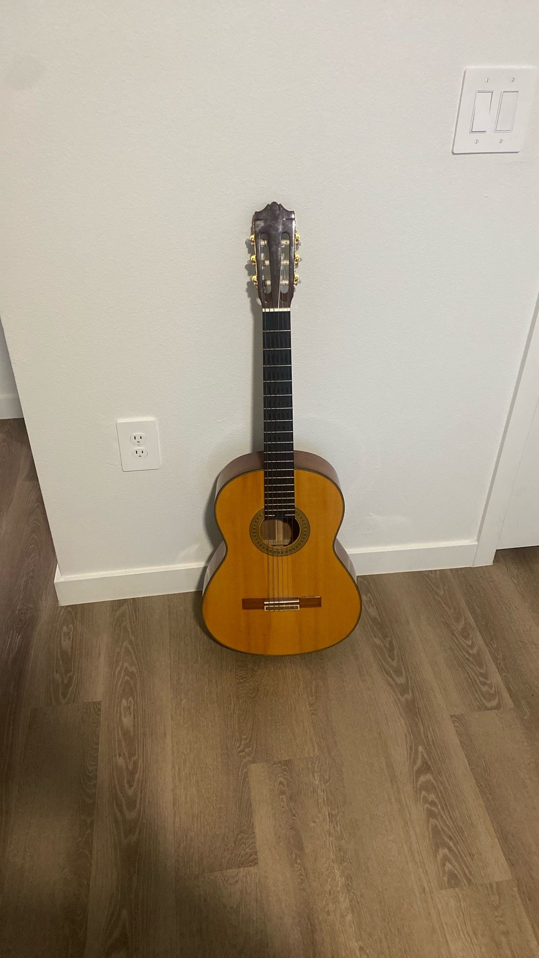 YAMAHA CGX171 Classical Guitar