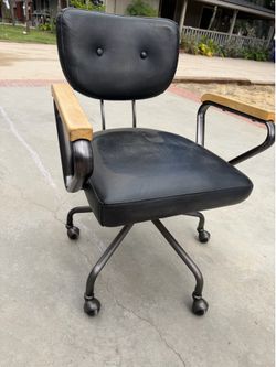 Mid-Century Modern Office Chair – Black Faux Leather with Wood Arms