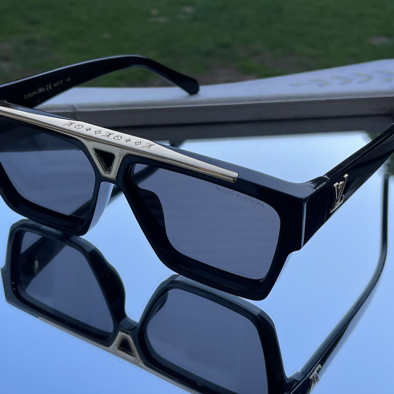 Louis Vuitton Evidence 1.1 Sunglasses for Sale in Plainville, CT 