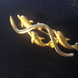 Dolphin And Waves Brooch 