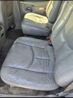 Escalade captain seats