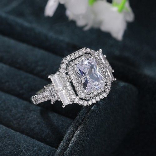 "Radiant Shiny Cubic Zircon Wonderful Wedding Rings for Women/Girls, L068