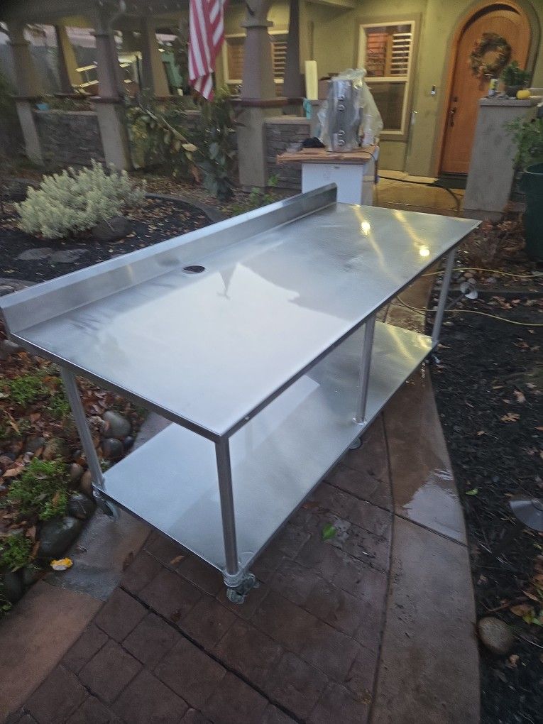 Table, Prep Stainless With Undershelf