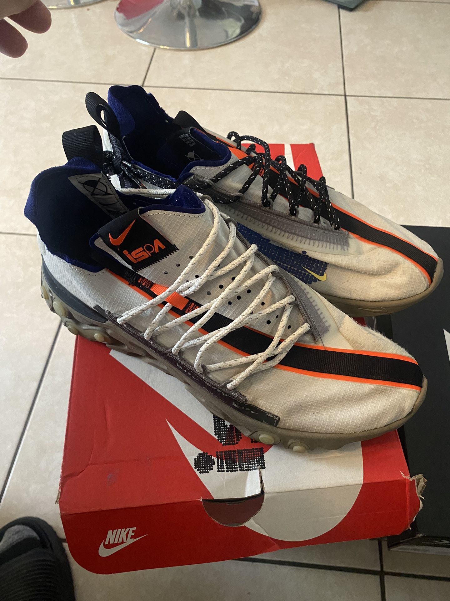 Nike ISPA React Low Summit White