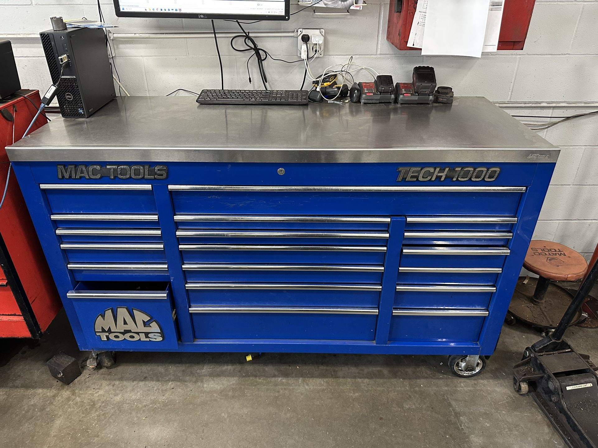 Mac Tool Box Tech 1000 3 Tier