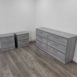 Dresser And 2 Nightstands - Cómoda Y 2 Mesitas De Noche 