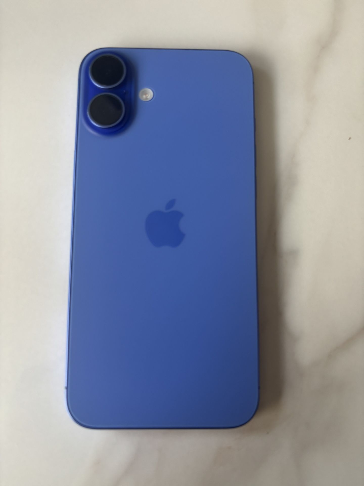 iPhone 16 Plus