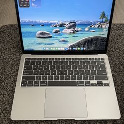 Apple MacBook Air 13” M1 in Space Gray 