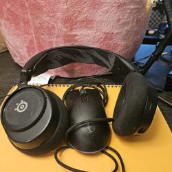 Steelseries Arctis Nova 3 Wired + Mouse