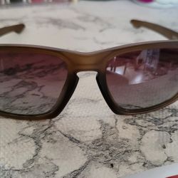 COSTA SUNGLASSES CARAMEL COLOR USED for Sale in Town