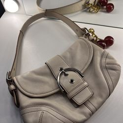 SOHO VINTAGE COACH BAG 🍒