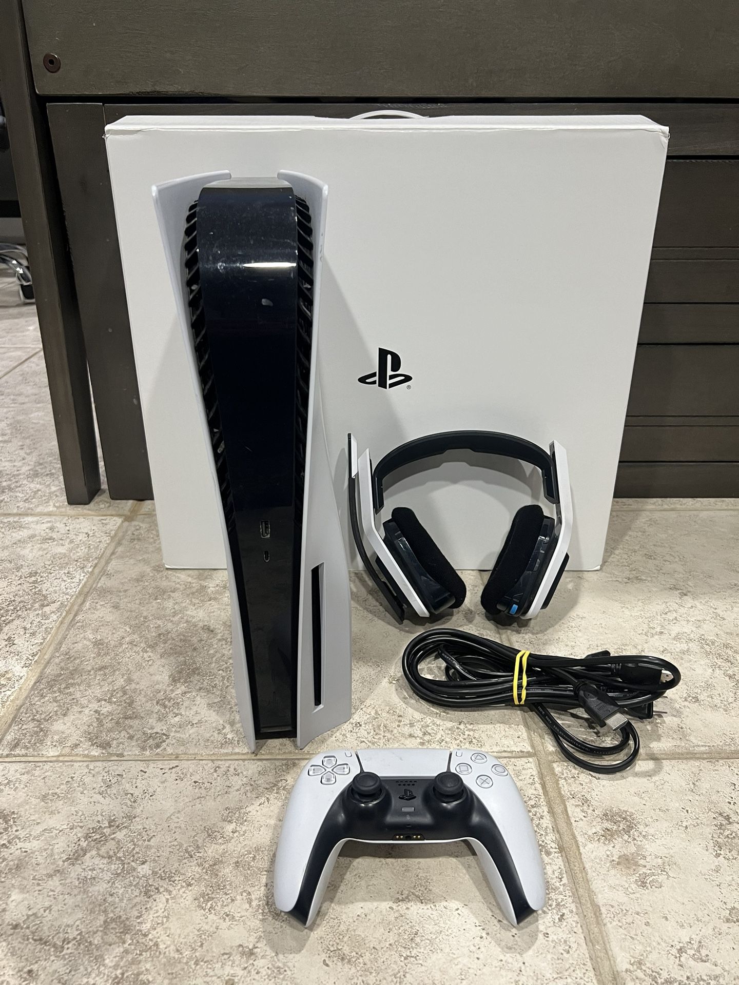 PS5 Disc With Astro A20 Bluetooth Headsets