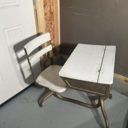Children’s Desk Chair 