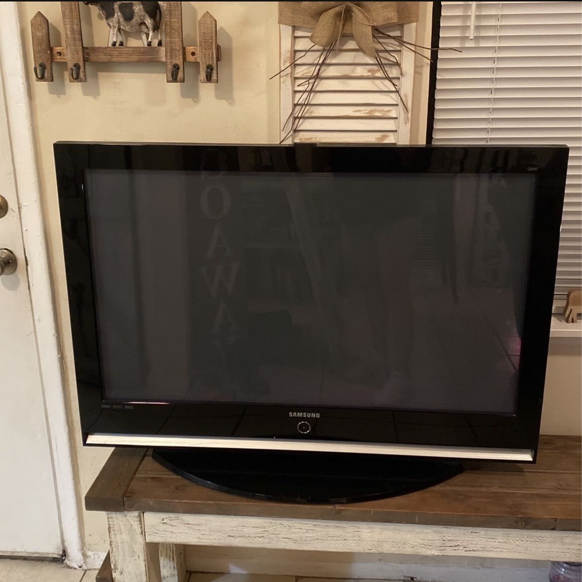 42’ Inch Samsung Tv
