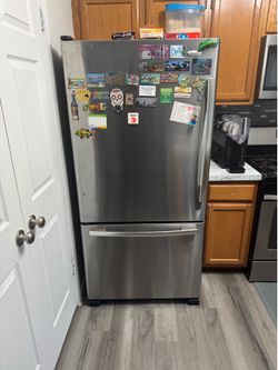 Whirlpool refrigerator