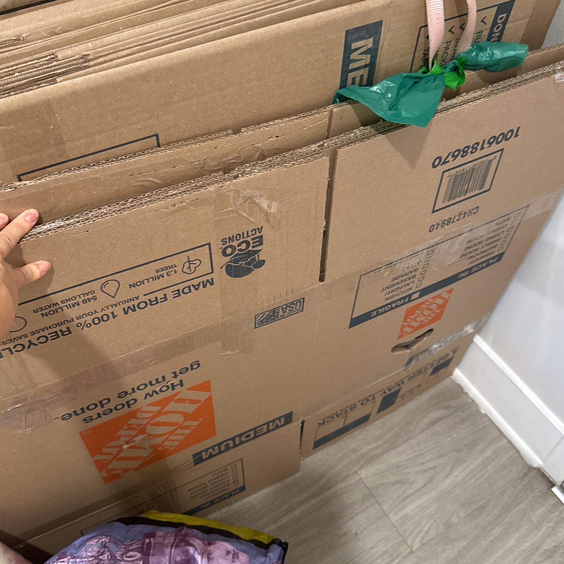 $20 Moving Boxes From Home Depot 13M 3S