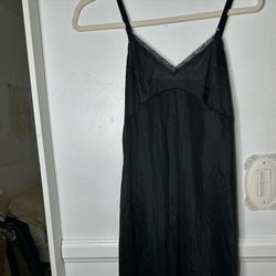 BLACK LACE SLIP DRESS