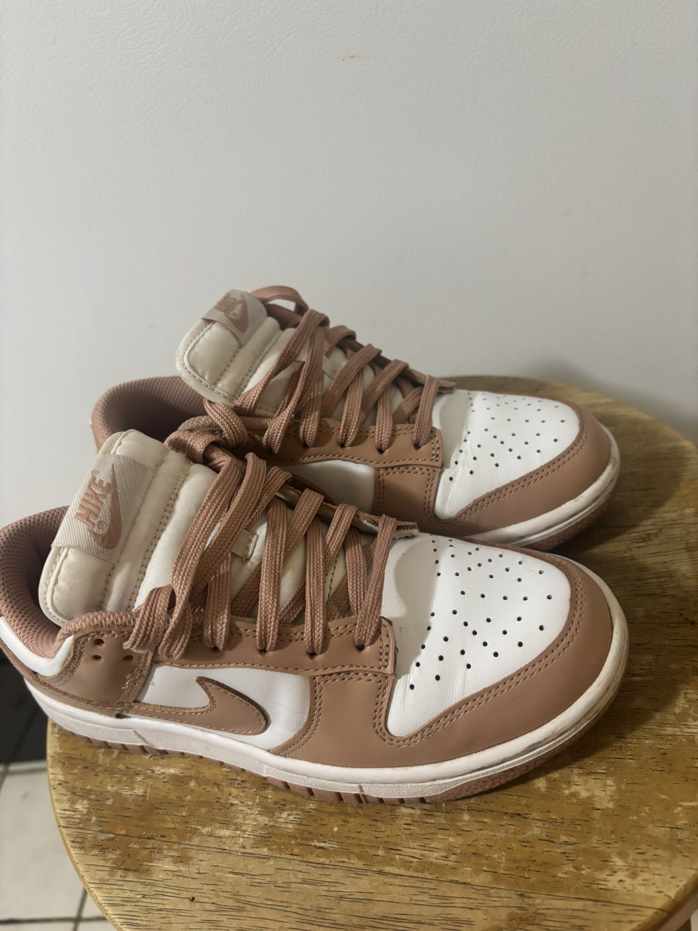 Nike Dunk Low Rose Whisper