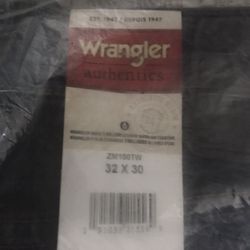 New In Package Wrangler 32 X 30 Jeans Only $35