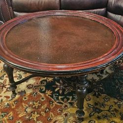 Round Coffee Table 