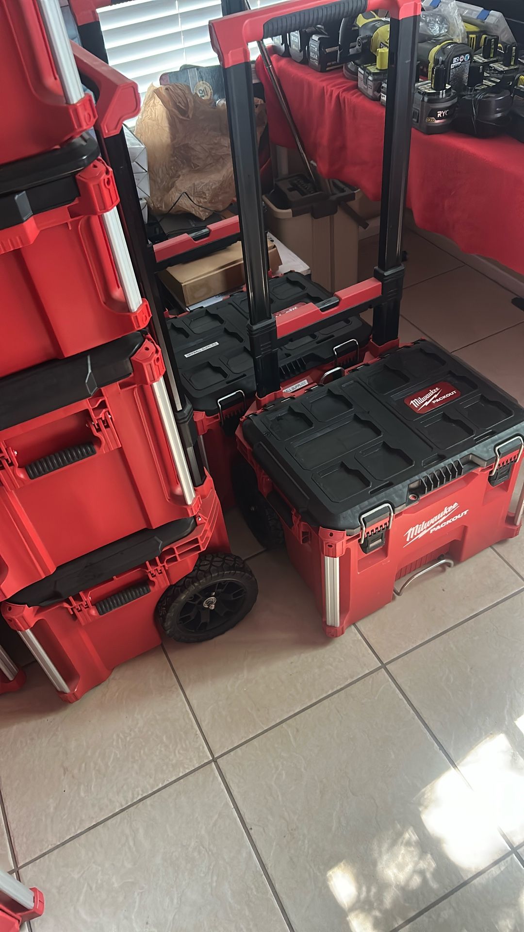 Milwaukee Packout 22 Inch Rolling Modular Tool-Box