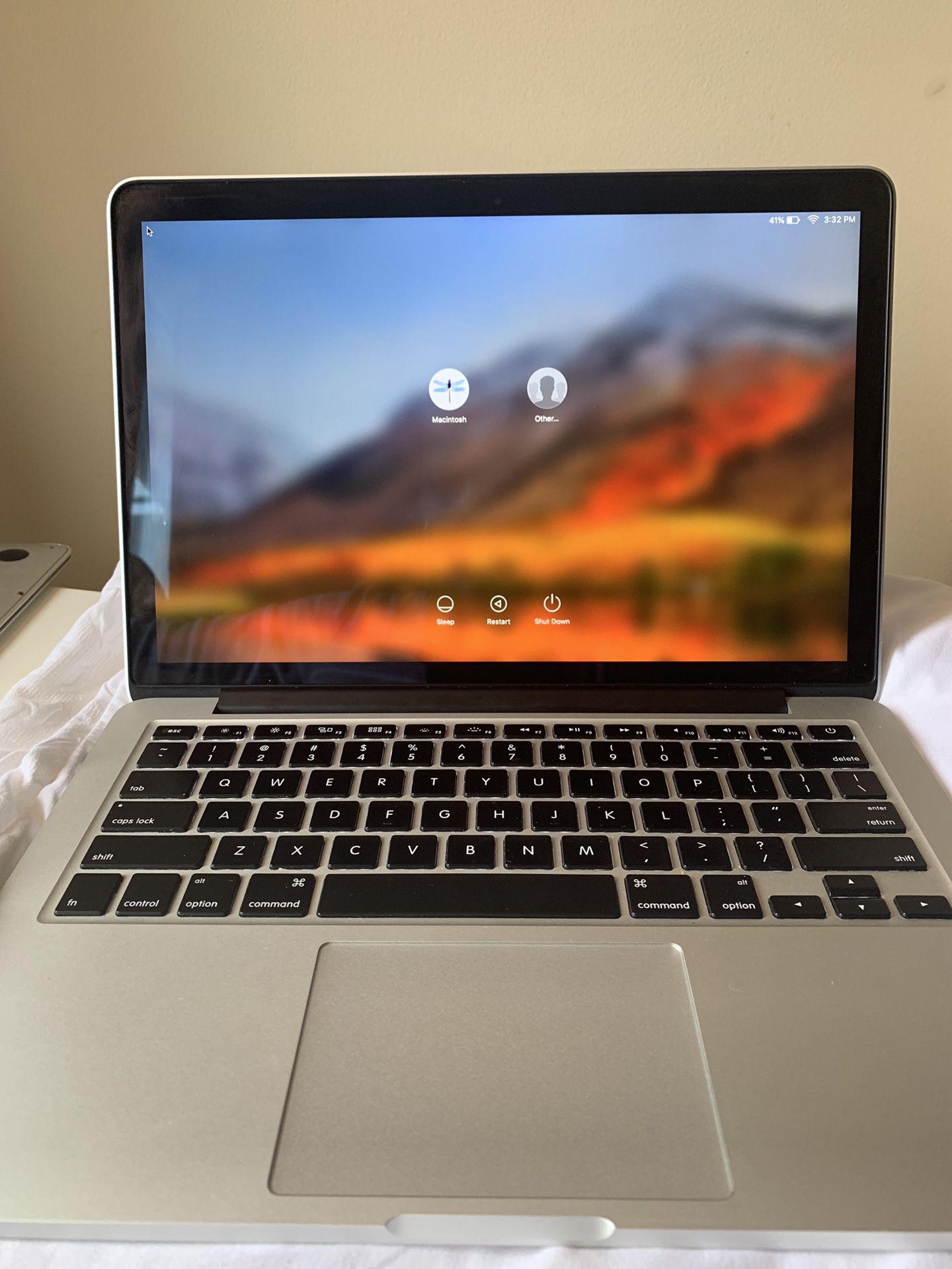 MacBook Pro 13” 2014 i7 3ghz 16gb ram 256gbssd