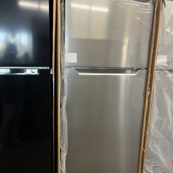 Frigidaire Refrigerator 
