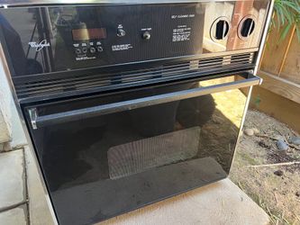 Black Whirlpool oven