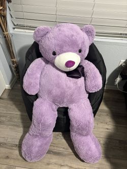 Giant Stuffed Teddy Bear 