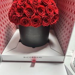 Ricordami Medium Dome Black Leather Red Roses  