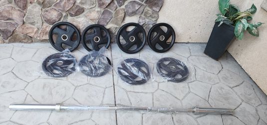 NEW Barbell And Plate Set