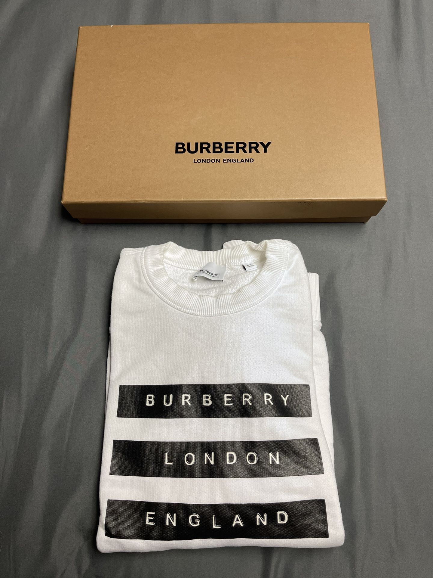 Men’s Burberry White Print Sweatshirt - Size Medium