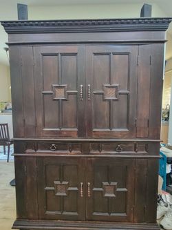 Large Mission Style Entertainment Armoire