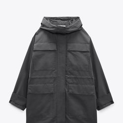HOODED POCKETED PARKA
