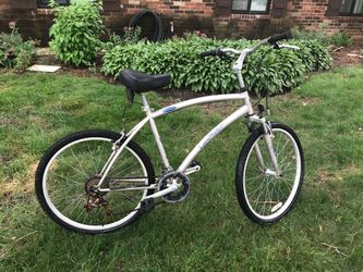 LandRider Adult Bike 26 inch tires