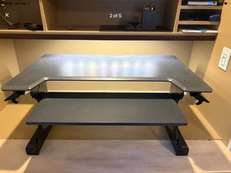Ergotron Desktop Standing/Foldable Workstation