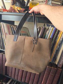 Leather bag - the tannery manilla - new w tags