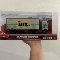 Pixar Car Chet Boxkarr Hauler