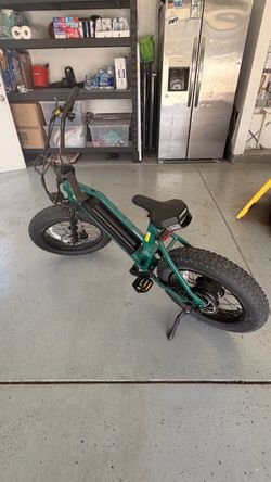 Juiced Rip Racer Fat Tire Ebike with 38 miles only electric bike