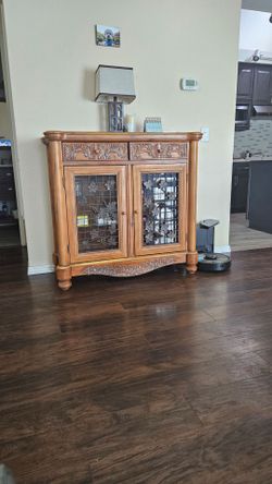 ,,,Sideboard