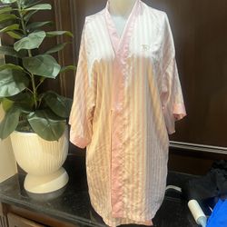 Victoria secret, classic pink and white  extra small