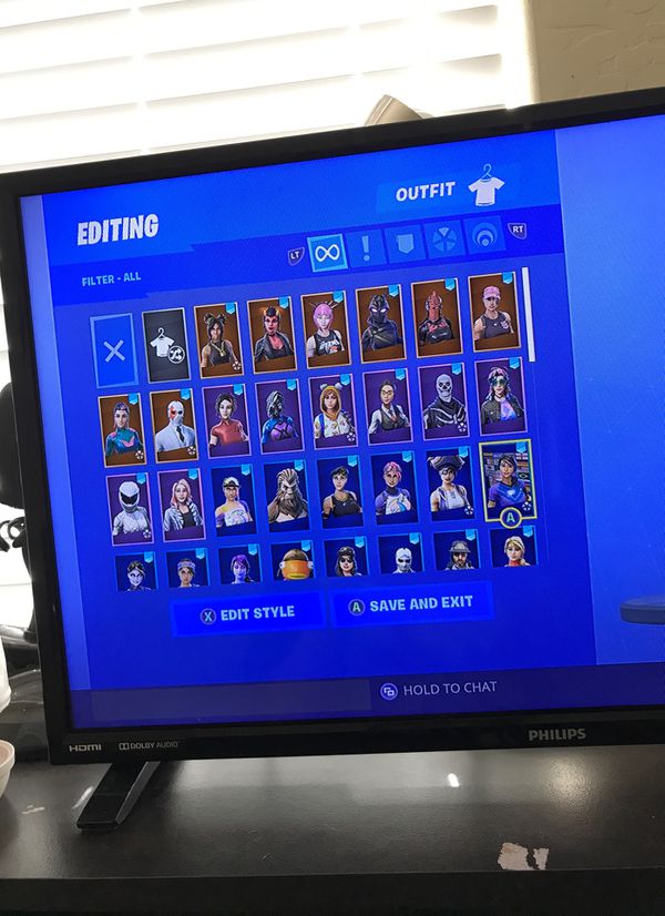 stacked fortnite account 100 skin xbox one account for