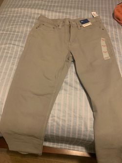 Brand new Old Navy Slim Fit Pants 32x32 make a offer
