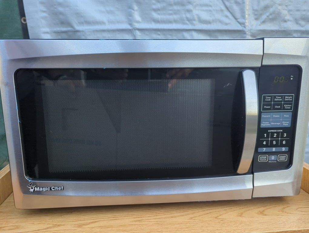 Magic Chef Microwave
