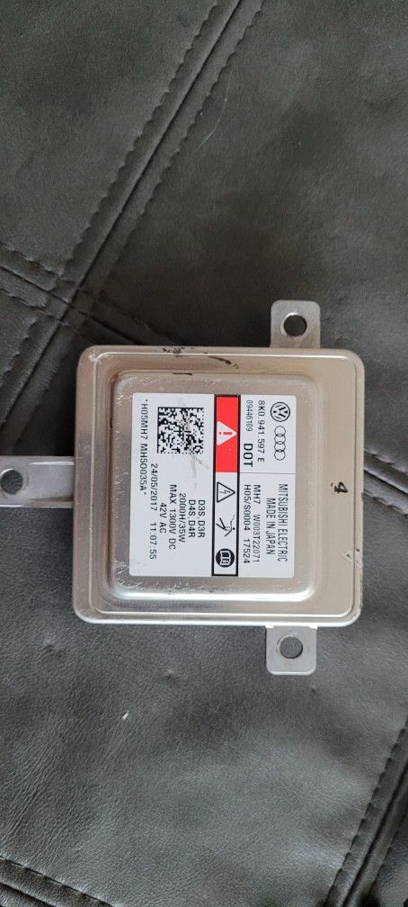 OEM for Audi A1 A3 A4 A5 A6 A7 A8 Xenon HID Headlight Ballast Control Unit