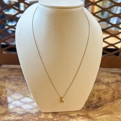 L Pendant Chain