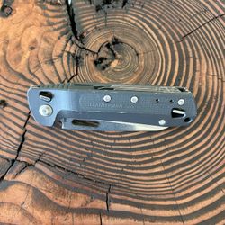 Leatherman Free K4